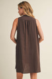 Sleeveless Stand Collar Shift Dress
: DK.ESPRESSO / L