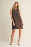 Sleeveless Stand Collar Shift Dress
: DK.ESPRESSO / S