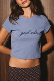 SHORT SLEEVE ROUND NECK "GOOD VIBES" EMBO BABY TEE: DUSTY BLUE / S