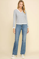 V-NECK BUTTON DOWN WOVEN COMBO TOP - 5831W: HEATHER GREY / SM