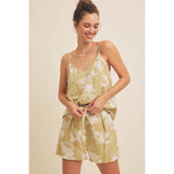 V-NECK FLORAL PRINT LINEN BLEND CAMI TOP: SAGE / M