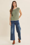CONTRAST ROLLED EDGE KNITTED SWEATER VEST WITH ROUND NECK: NILE BLUE / M