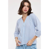 STRIPED BUTTON-UP BLOUSE / WL25-12254: BLUE/OFF WHITE / L