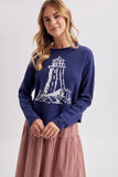 LIGHTHOUSE COASTAL GRAPHIC COZY SWEATER / WL26-13217: MARBLE/SKY / M