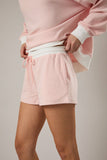 MID RISE STRIPE SHORTS: SAGE-CREAM STRIPE / M
